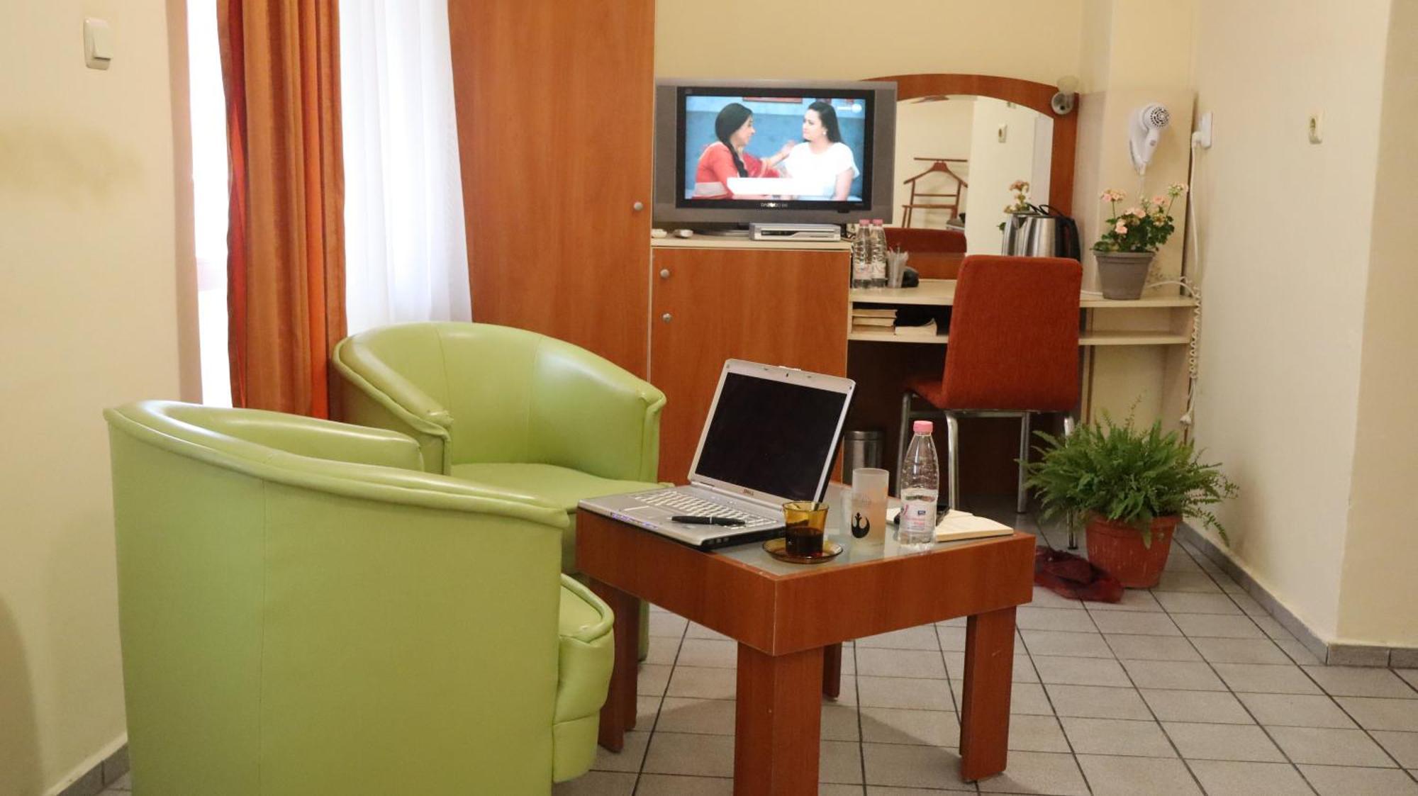 Hotel Palitra Varna Luaran gambar