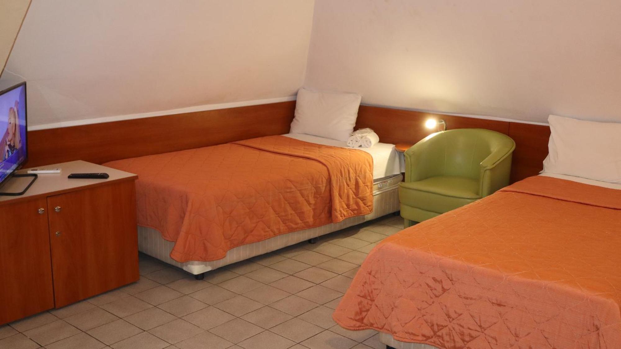 Hotel Palitra Varna Luaran gambar
