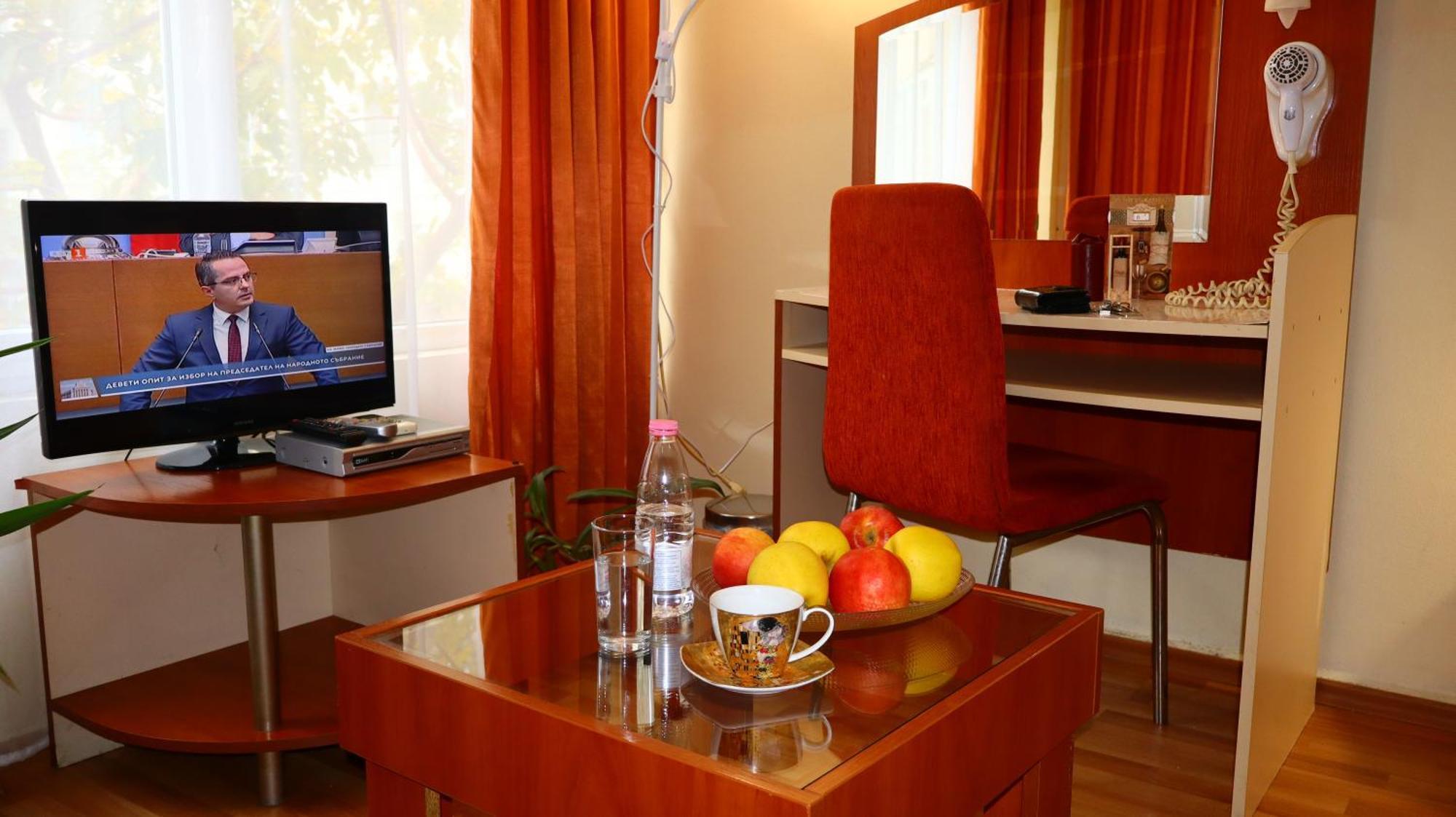 Hotel Palitra Varna Luaran gambar