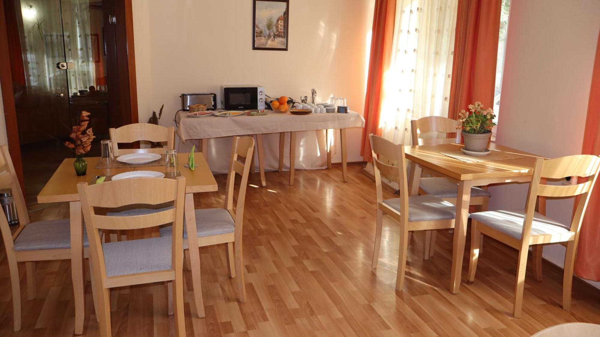 Hotel Palitra Varna Luaran gambar